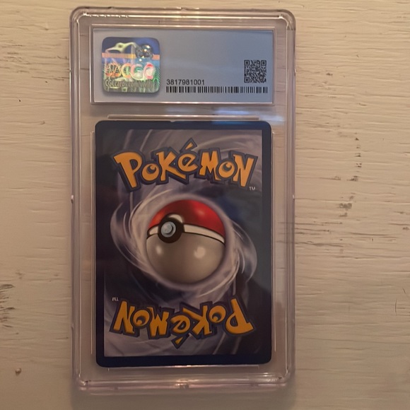 Machamp 1999 base set graded 6.5 - Picture 2 of 2